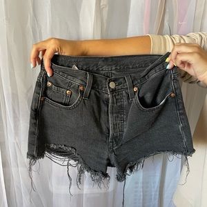 Black Levi shorts 501